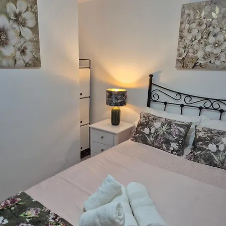 Apartament Carmen Y Oscar *